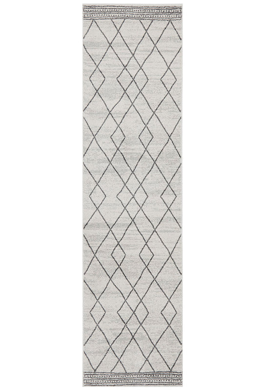 Paradise Gina Runner
